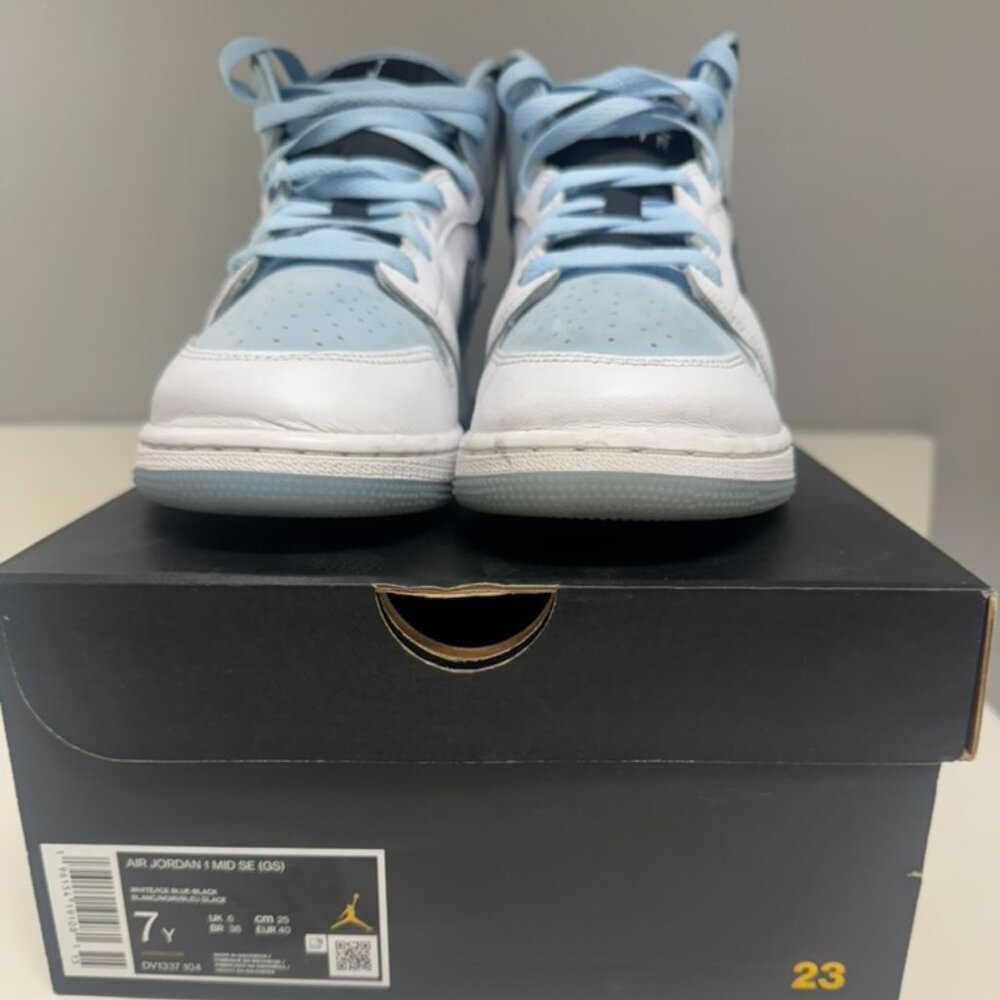 Nike Air Jordan 1 Mid SE (GS)